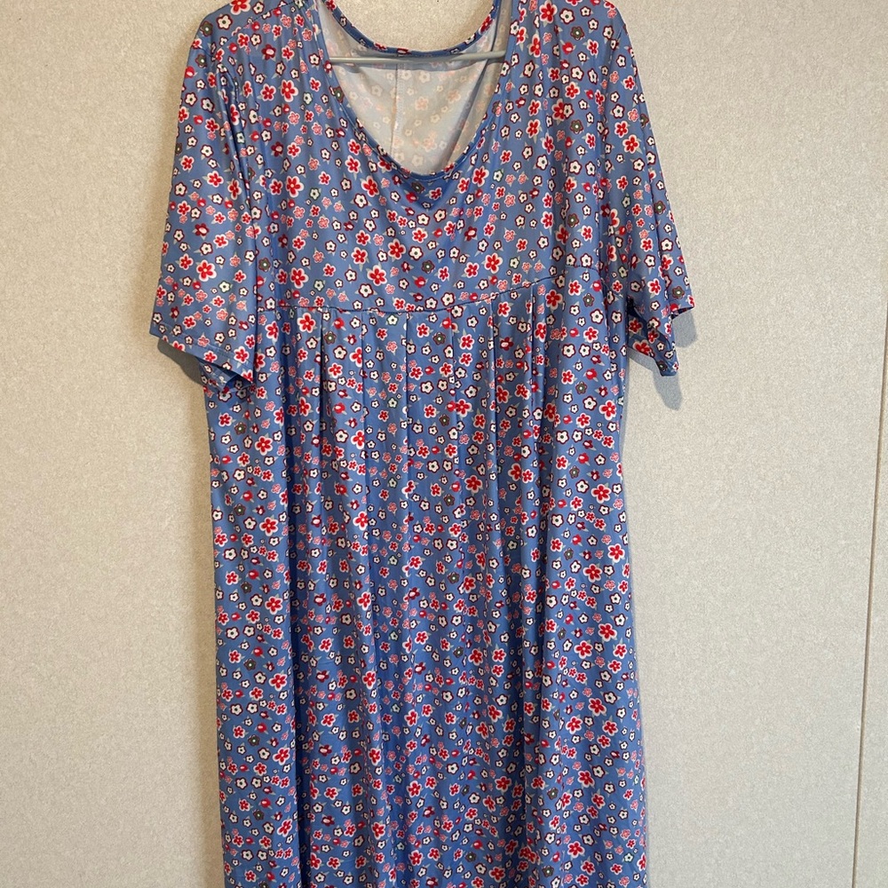 Women’s Plus Size Summer Dress With Pockets, Blue And Pink Floral, Size 3XL